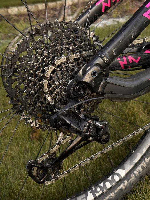 Commencal Meta AM V4.2 M| XT | DT Swiss | SRAM GX