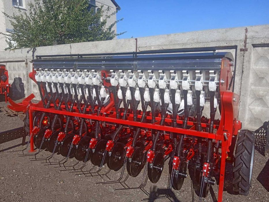 Компенсація Сівалка СЗ 3,0 м зернова навісна 1,8 2,1 2,4  2,7 соя рапс