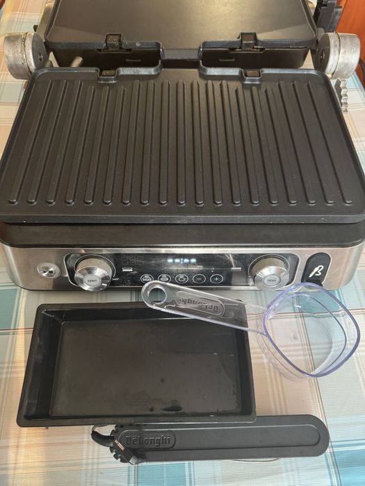 Мультигриль DeLonghi MultiGrill 1100