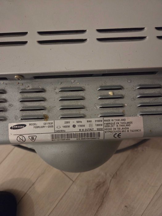 Kuchenka mikrofalowa Samsung max 3100W