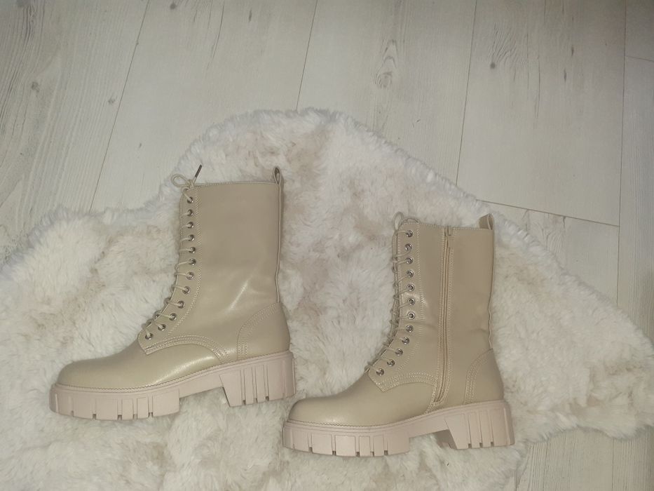 Buty damskie  zimowe  nowe