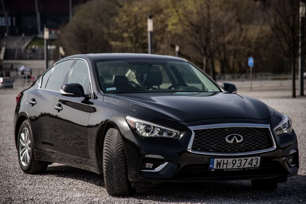 Infiniti Q50 3.0 Twin Turbo V6 306KM