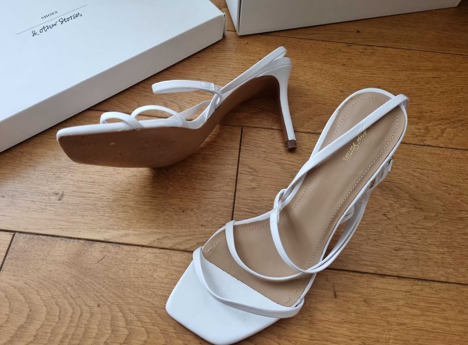 Sandałki na szpilce & Other Stories