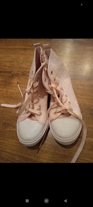 Trampki nowe bez metki