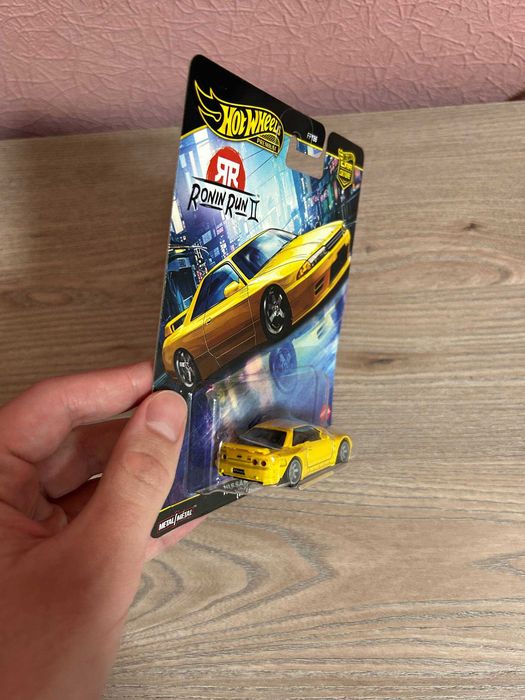 Hot Wheels Premium Nissan Skyline GT-R R32 33 Subaru Kaido House