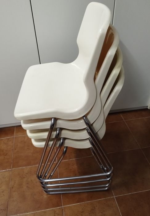 Cadeiras ergonómicas italianas vintage (anos 70)