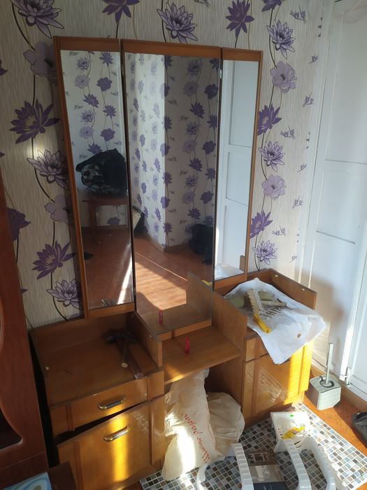 Розпродаж меблів