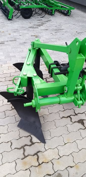 Плуги Бомет 2-20