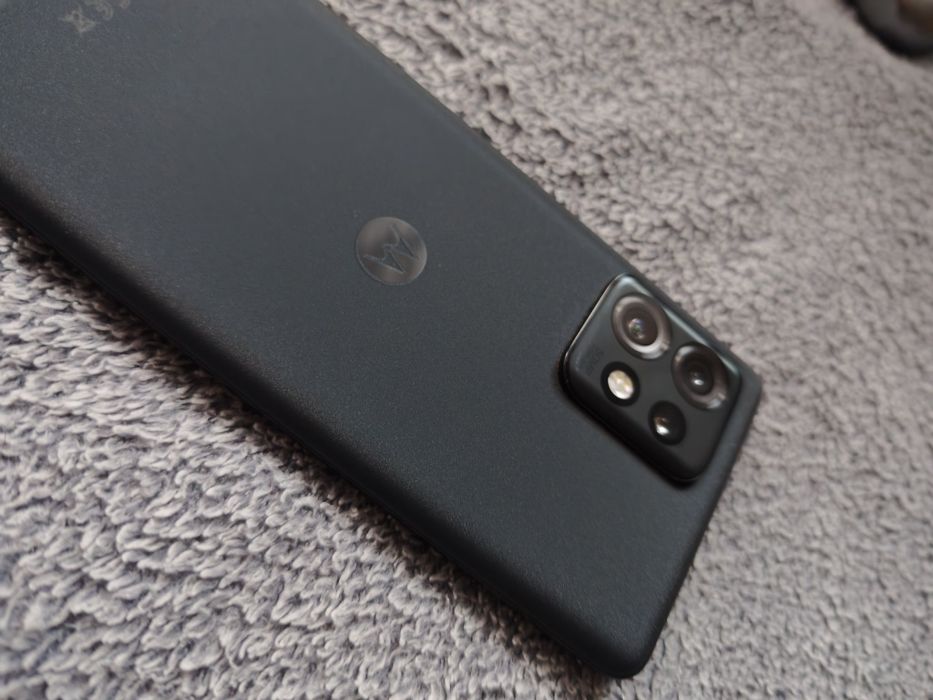 Motorola edge 40 pro 5G +prezent LG- G3