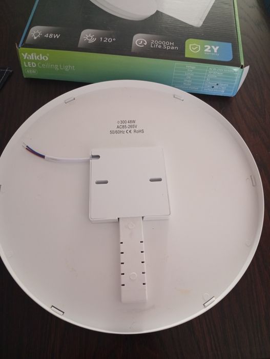 okrągła lampa sufitowa LED Yafido o mocy 48W