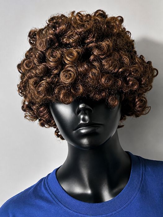 Peruka afro imprezowa lata 70-80 uzywana na manekinie