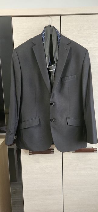 Garnitur męski czarny