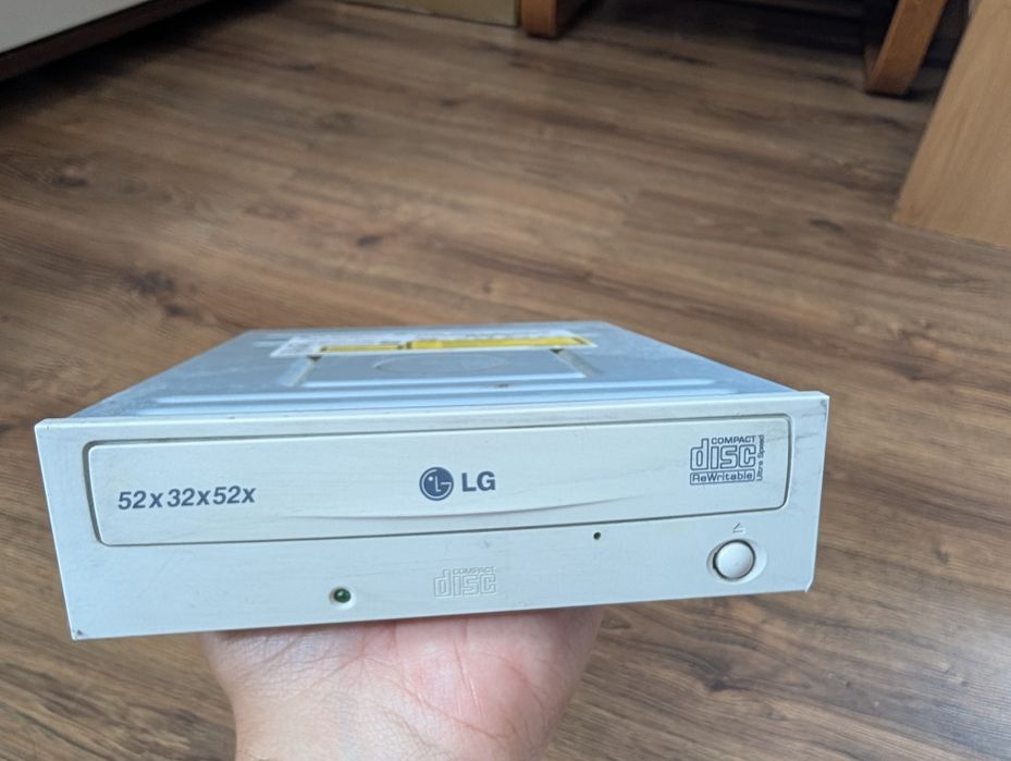 Nagrywarka CD-RW, LG GCE-8526B