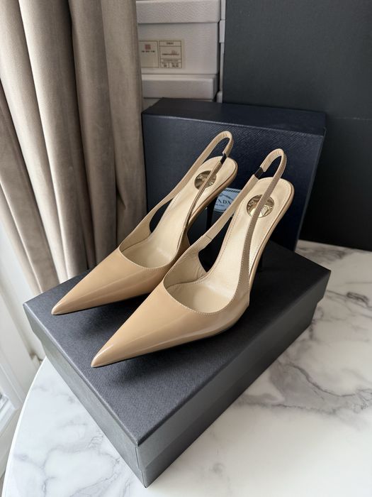 Szpilki YSL beige leather
