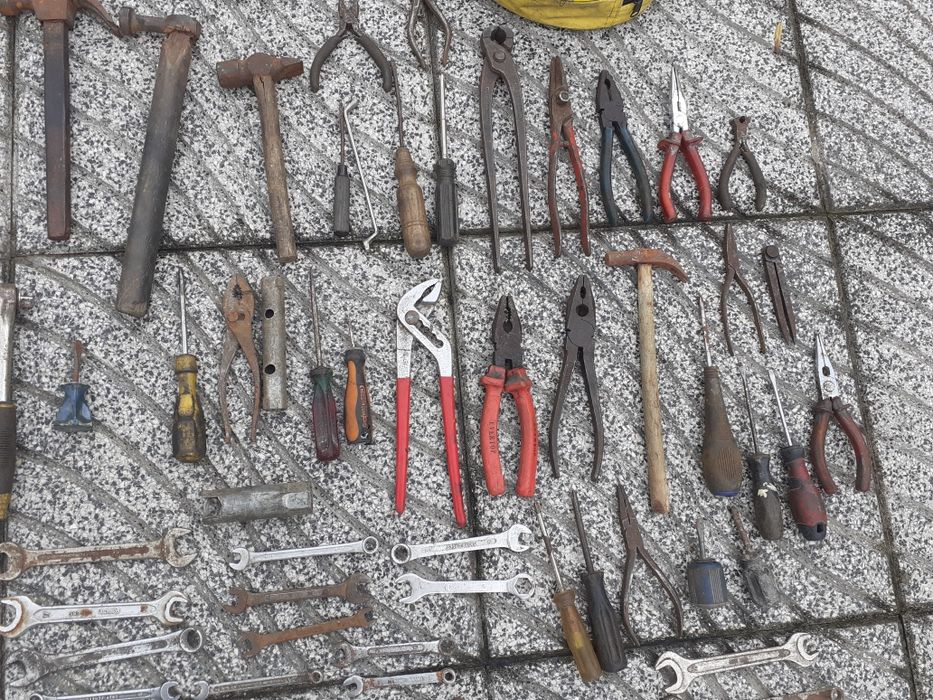 Lote de ferramentas usadas+cabos de bateria  novos