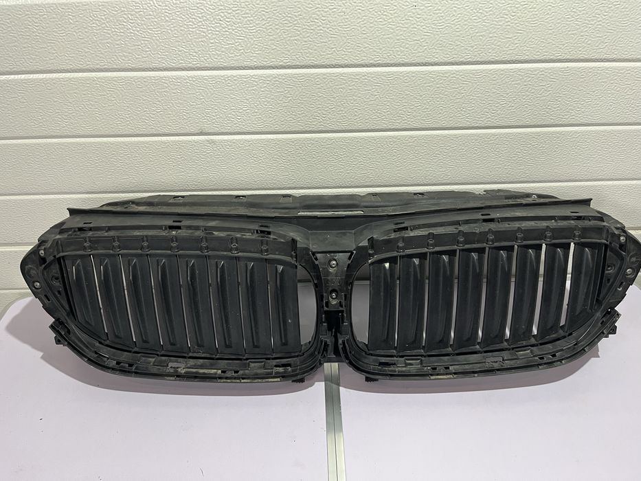 Решітка жалюзі ролета BMW 5 G30 G31 ( 2017 - 2020 г. ) 7497279-02