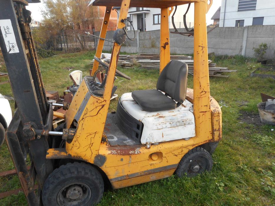 Wózek widłowy toyota
