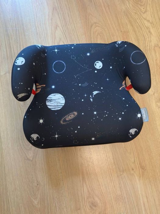 Автомобильное детское кресло(бустер)