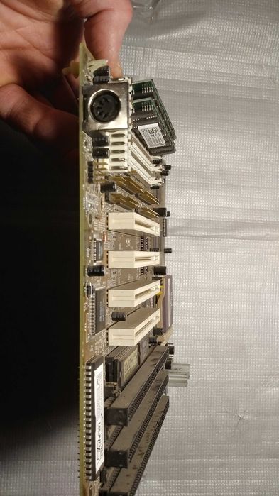 Ретро железки ПК мать + проц intel pentium 133Mhz и память SIMM