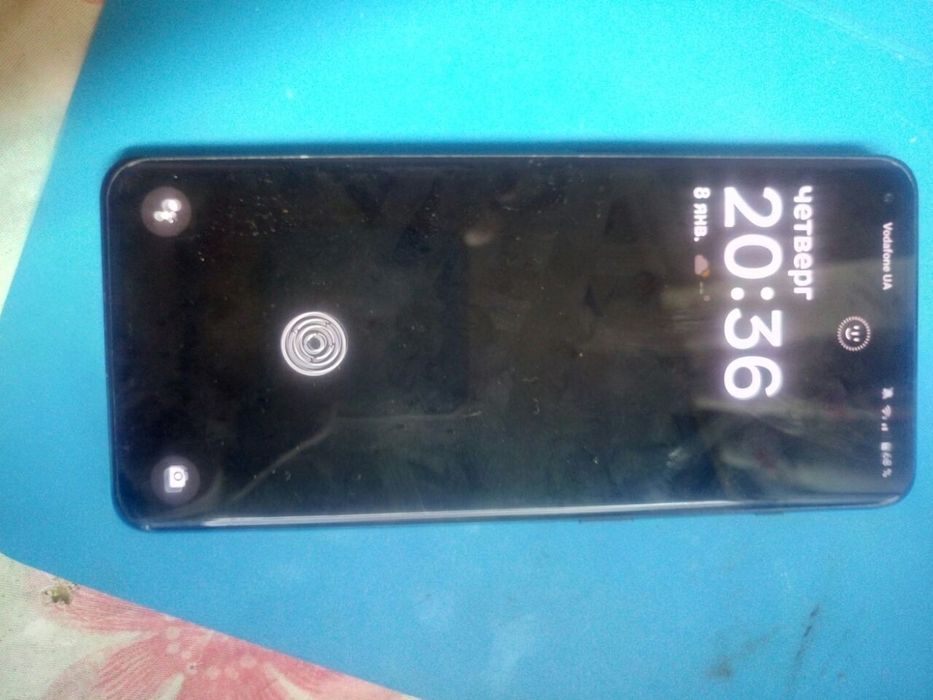 Треба OnePlus 10 pro 5g Neverlock