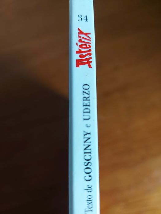 Astérix - O Aniversário de Astérix e Obélix - livro de ouro