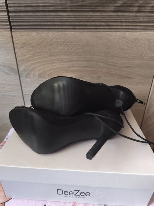 Buty DeeZee rozmiar 37