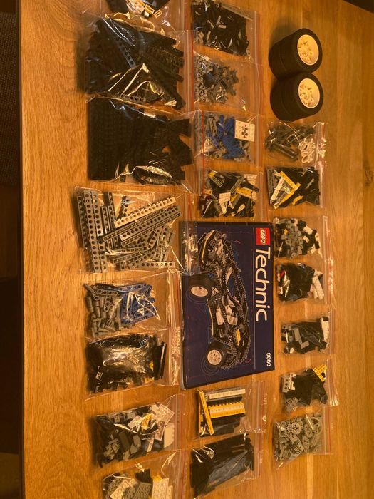 LEGO TECHNIC 8880 - Super Car - 1994 - marzenie lat 90