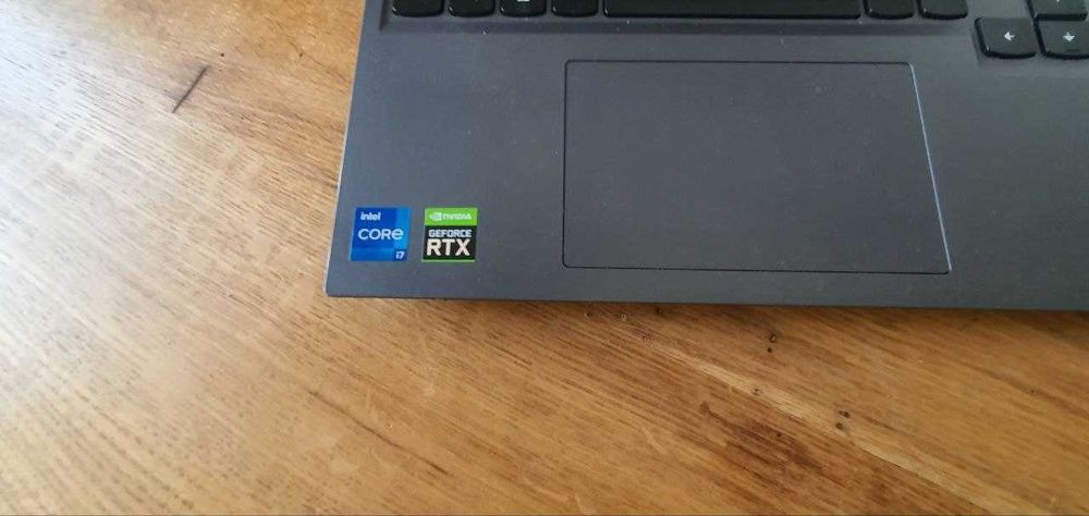 Продам потужний ігровий ноутбук Lenovo Legion Pro 16IRX8H