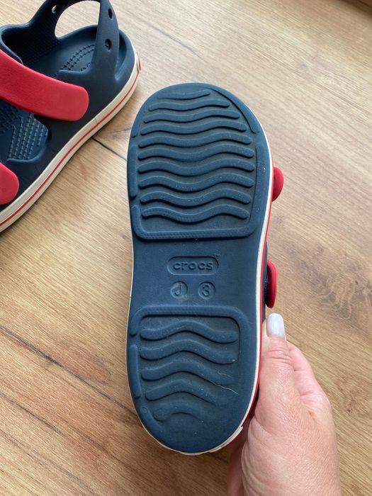 Дитячі босоніжки/сандалі Crocs