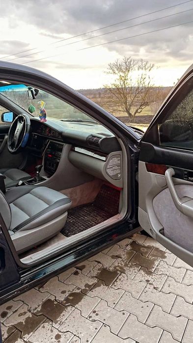 Продам Ауді а6 с4 2.0 газ бензин газ вписаний срочна продажа