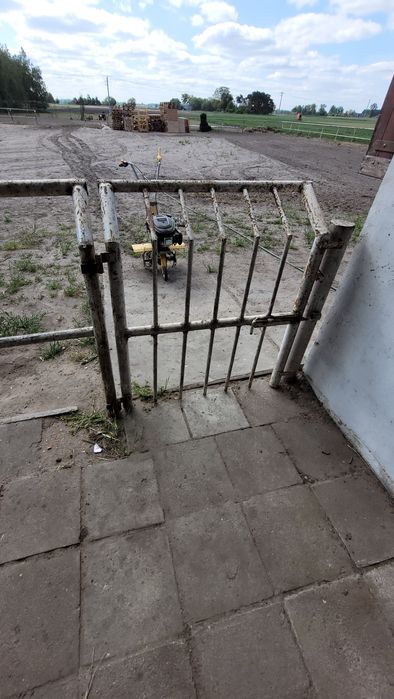 Ogrodzenie stalowe dla koni sprawne plus furtki i bramy