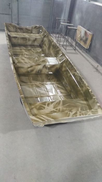 Продам лодку Казанка 6,болотоход