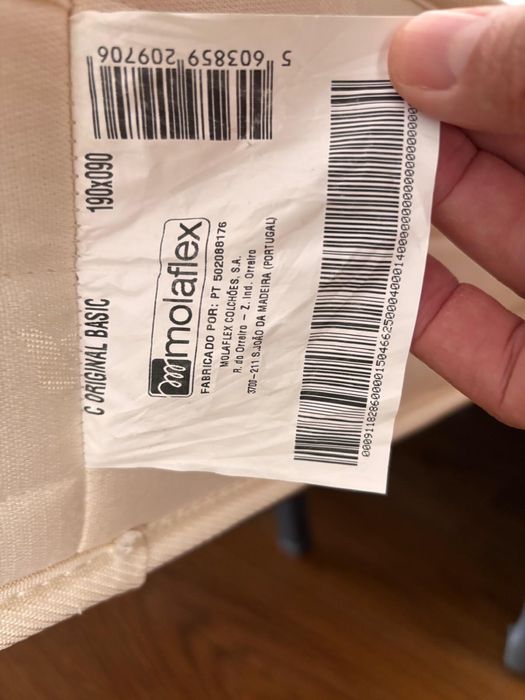 Somier solteiro duplo com oferta de colchões