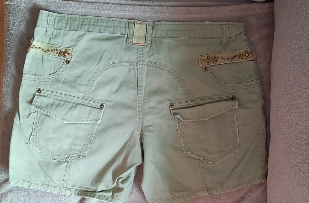 Spodenki kolor khaki rozmiar 42