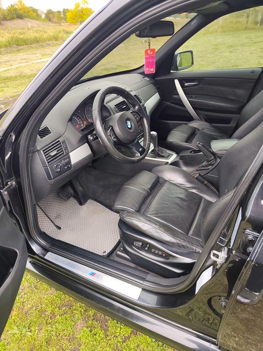 Продам BMW X3 у відмінному стані!
