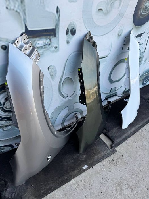 Крило праве на Lexus NX 22-25 року