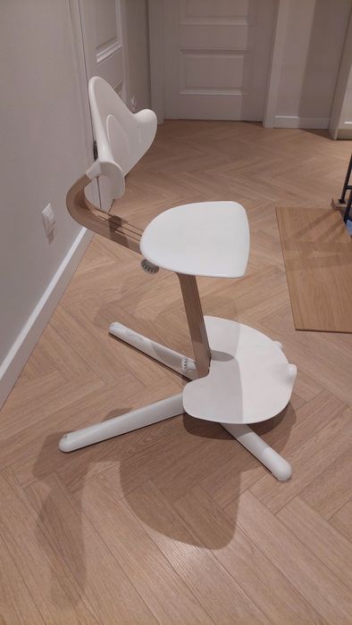 Krzesło krzesełko regulowane np. do biurka  Stokke Nomi. Polecam!