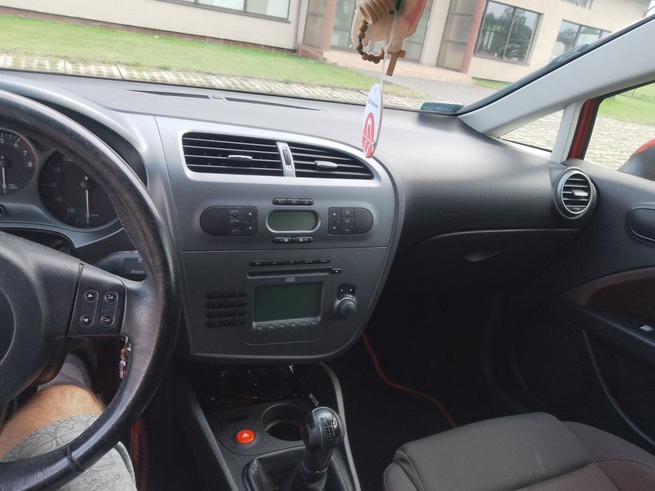 Seat Leon 2 1.6 MPI 102km długie OC