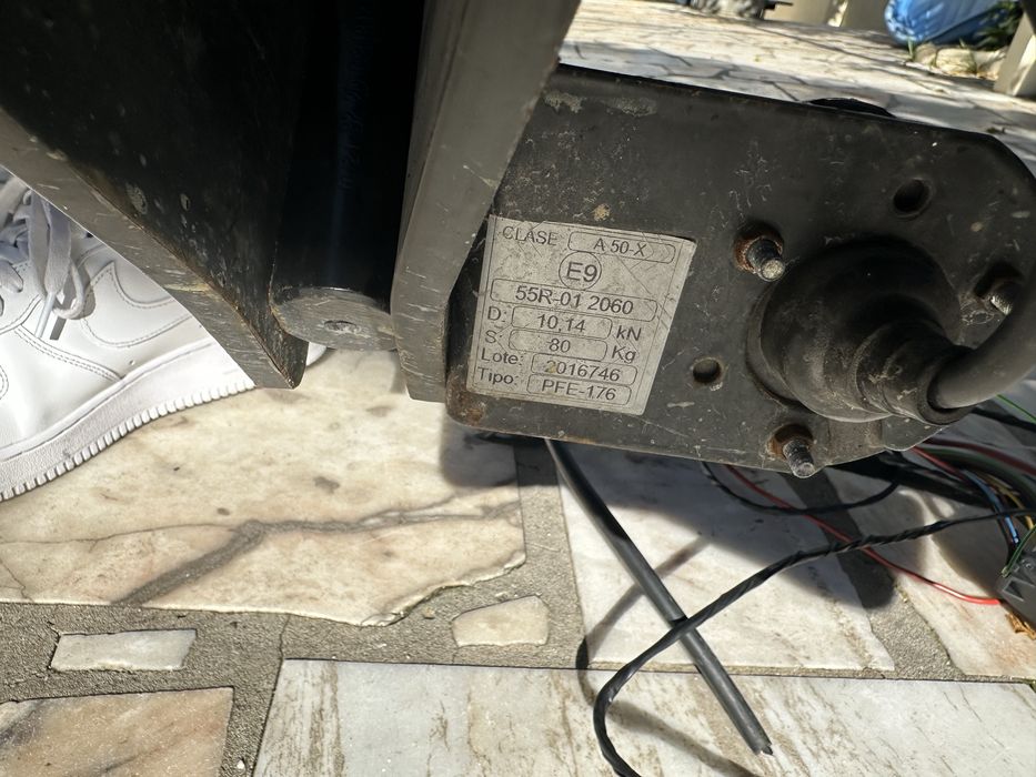 Audi A4 B6 bola de reboque + travessa + ligaçao