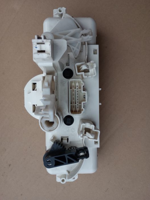 Renault Clio 3 lll Modus panel nawiewu klimatyzacji