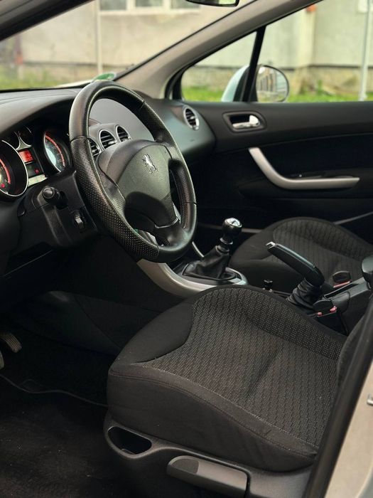 Peugeot 308 sw 1.6hdi