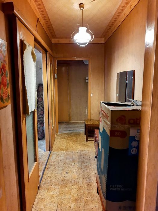 Продам 3 комн. квартиру в Центральной части Левого берега 1 мкр.