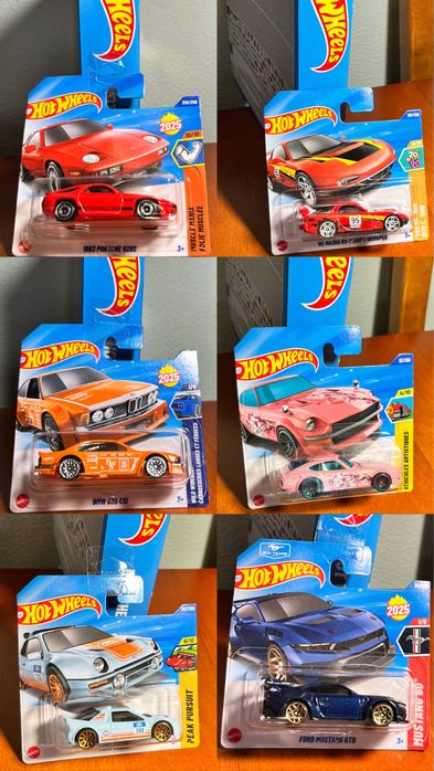 Hot wheels variados