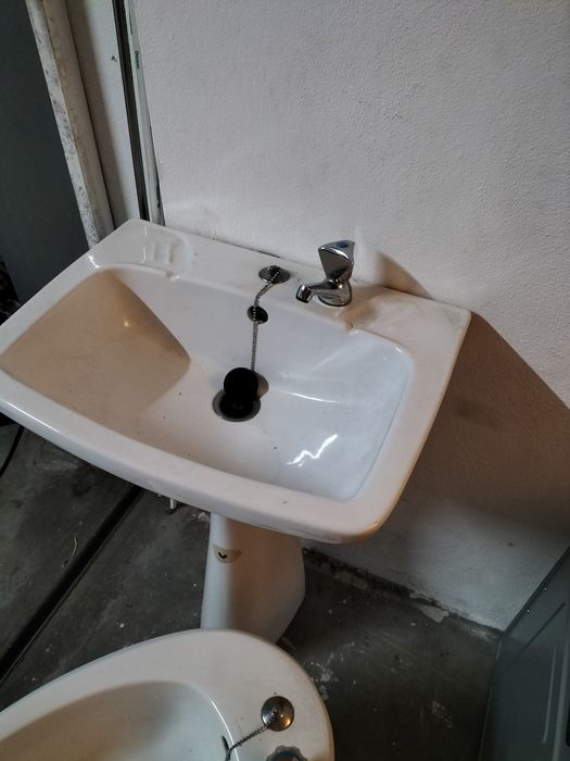 bidé _ marca Valadares