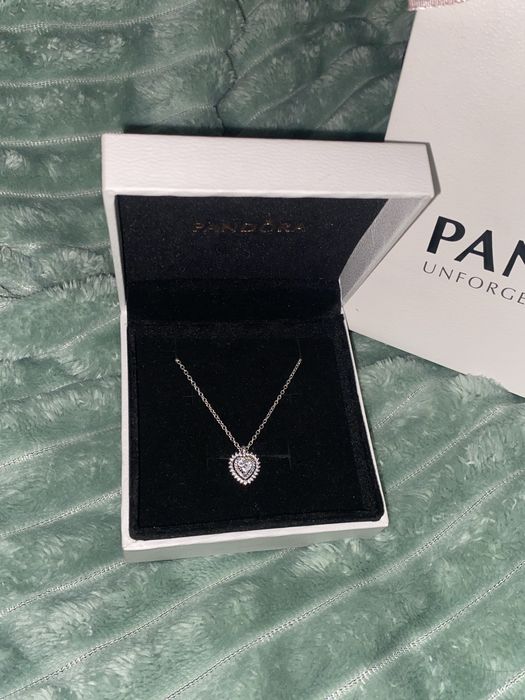 Продам кулон Pandora