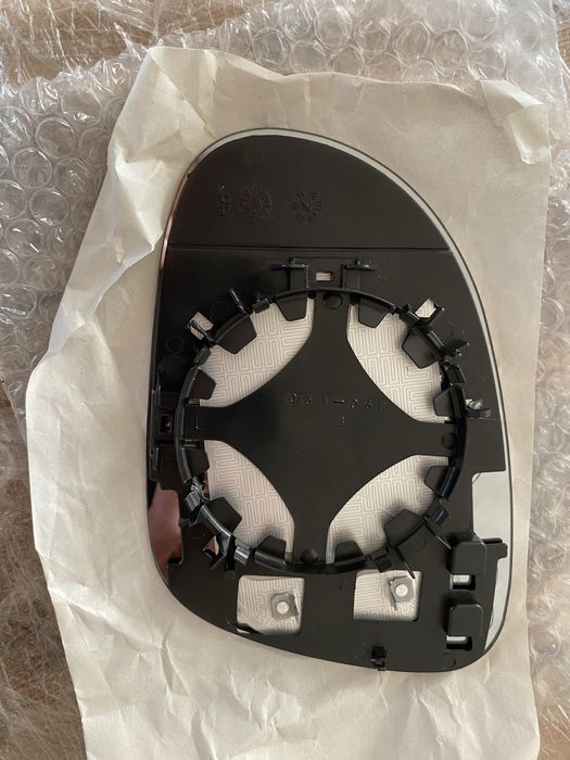 Праве дзеркало на Golf6 універсал