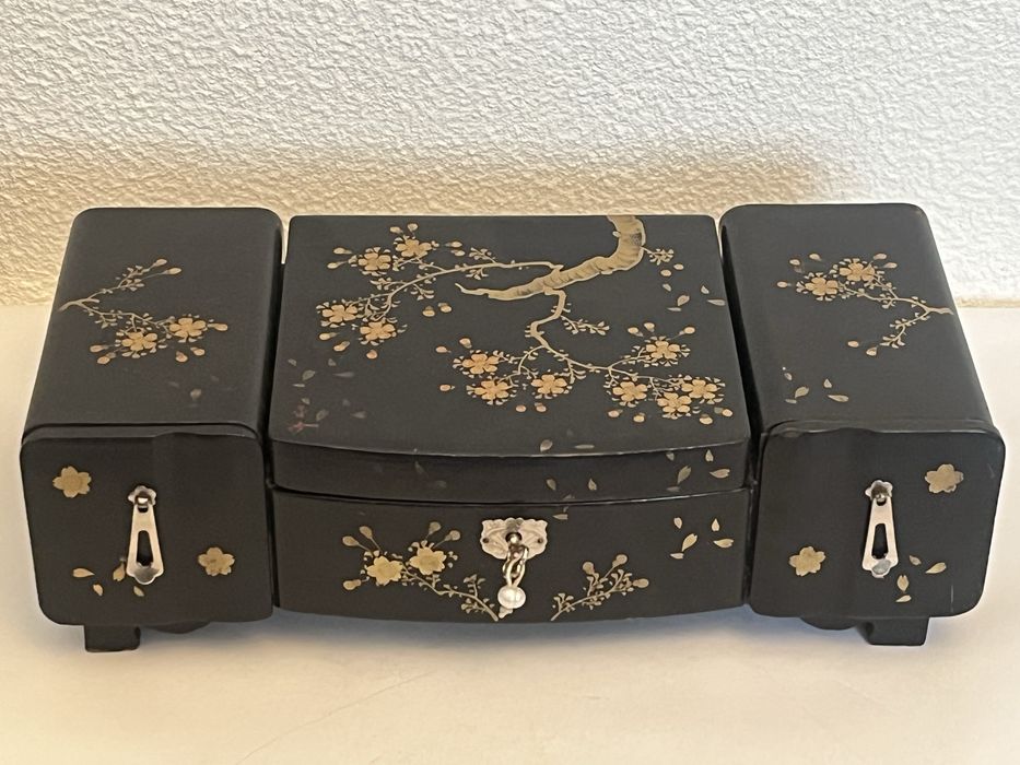 Guarda joias chines antigo