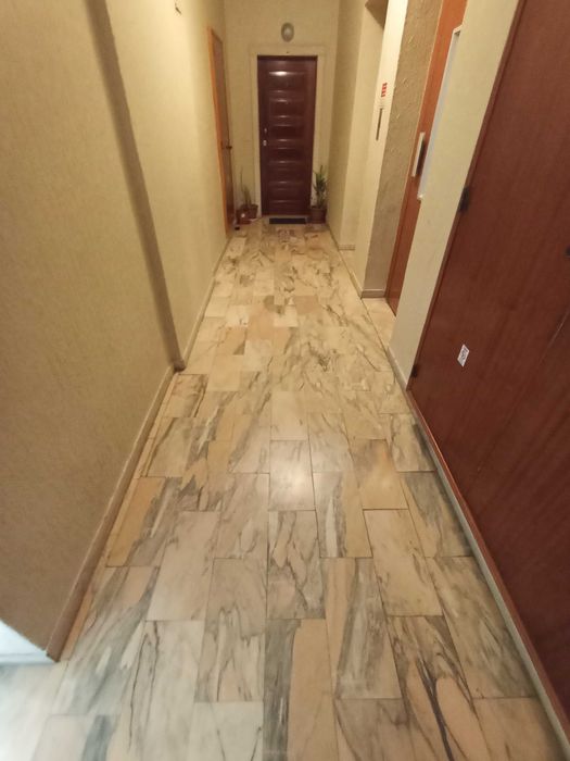 Limpeza de escadas "Condomínios"