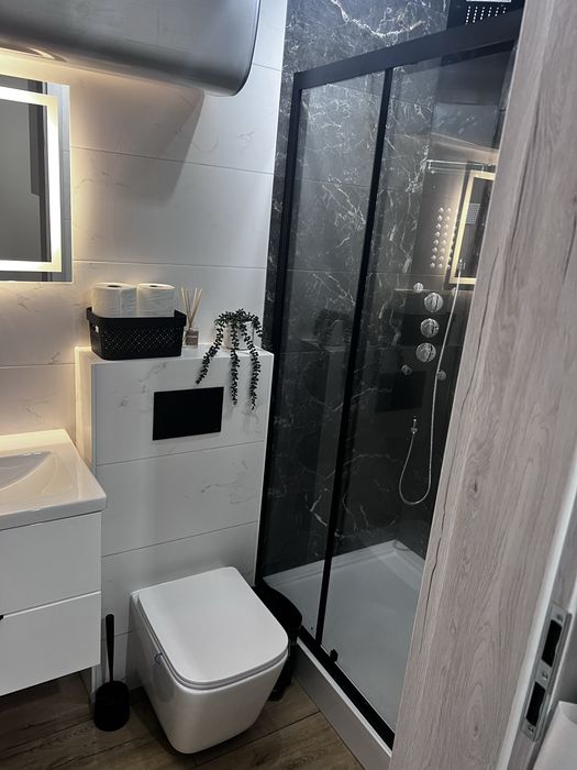 Wynajem/Apartament  Exclusive apartment Sielpia Wielka4-6 osób jacuzzi
