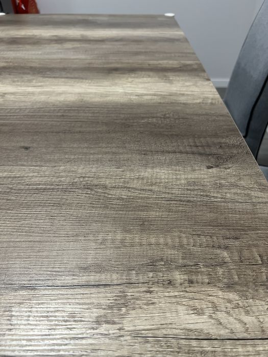 Mesa Sala Extensível + 4 Cadeiras (Como Nova / Sem Riscos)